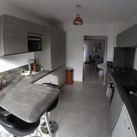 Grand T4 Neuf - 100M2 Centre Ville Porto-Vecchio (Corsica)