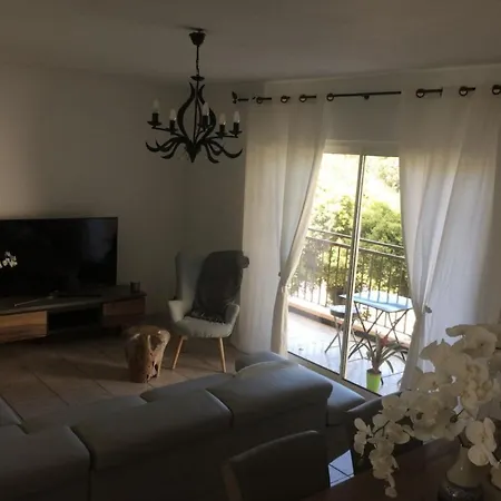 Grand T4 Neuf - 100M2 Centre Ville Apartment *